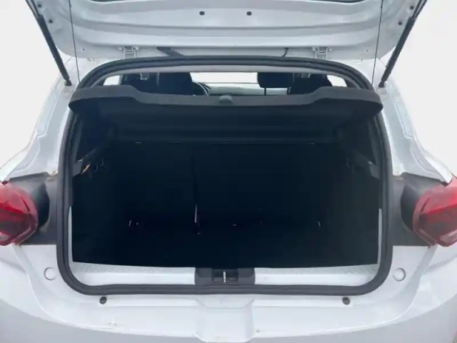 Dacia Sandero 1.0 sce 65ch essential — photo 9