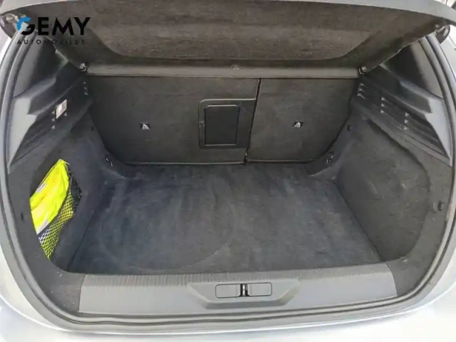 Peugeot 308 puretech 130ch s&amp;s eat8 — photo 6