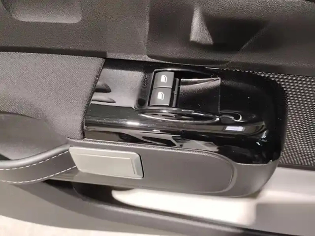 Citroën C3 puretech 83 ch bvm5 max — photo 20