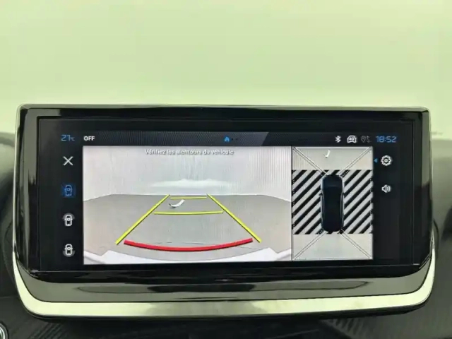Peugeot 2008 hybrid 145 e-dcs6 — photo 33