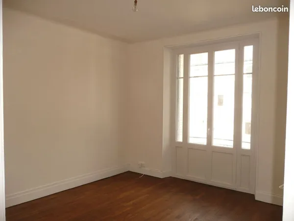 Loue f2 renove nancy centre