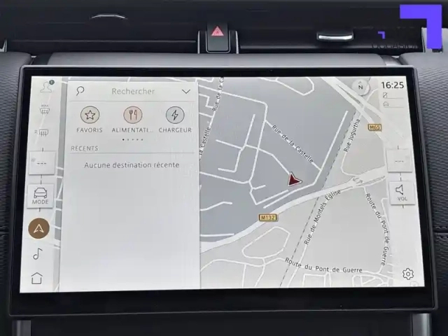 Land Rover Discovery Sport p270e phev awd bva — photo 9