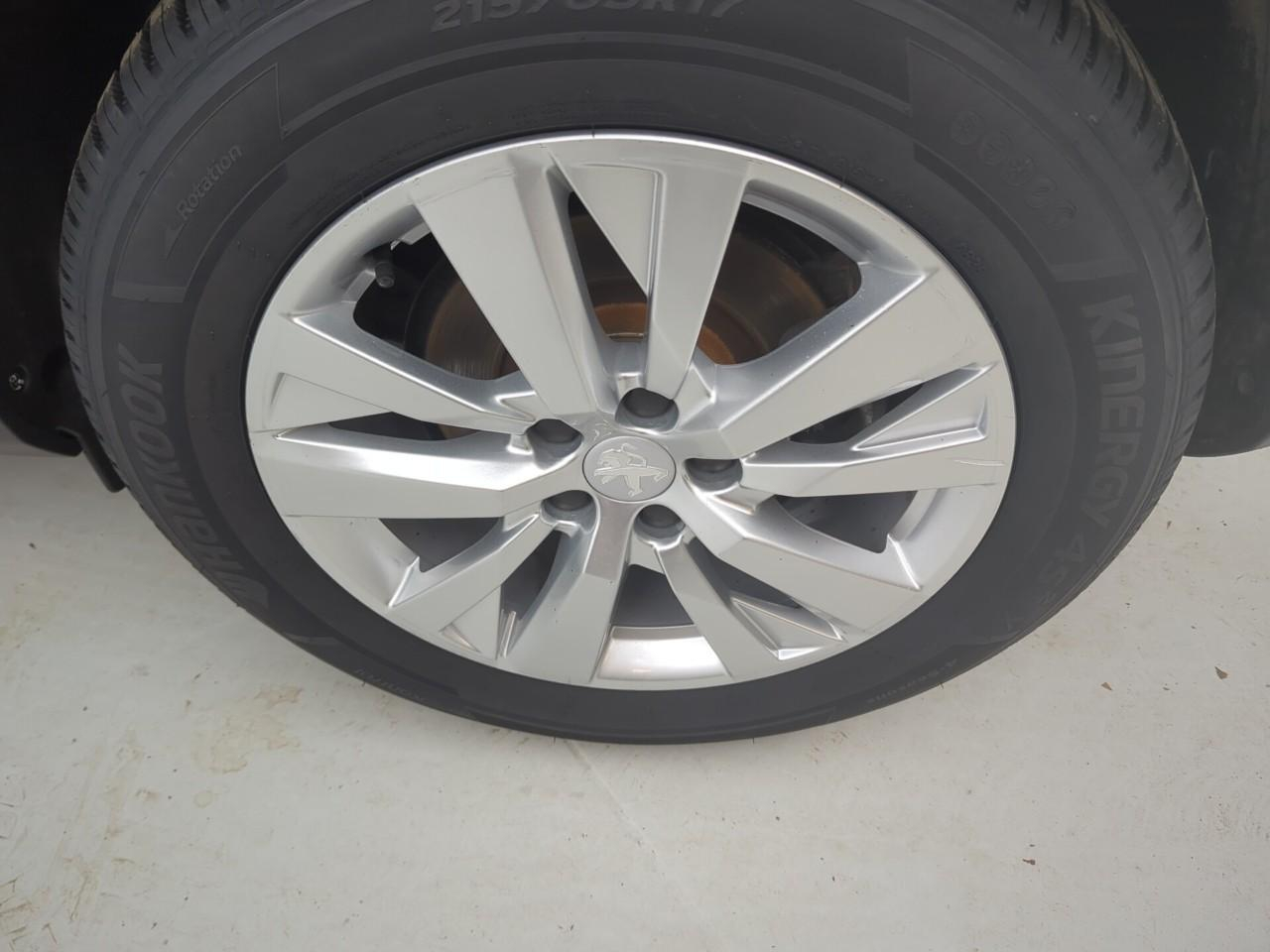 Peugeot 3008 puretech 130ch s&s bvm6 active pack — photo 24