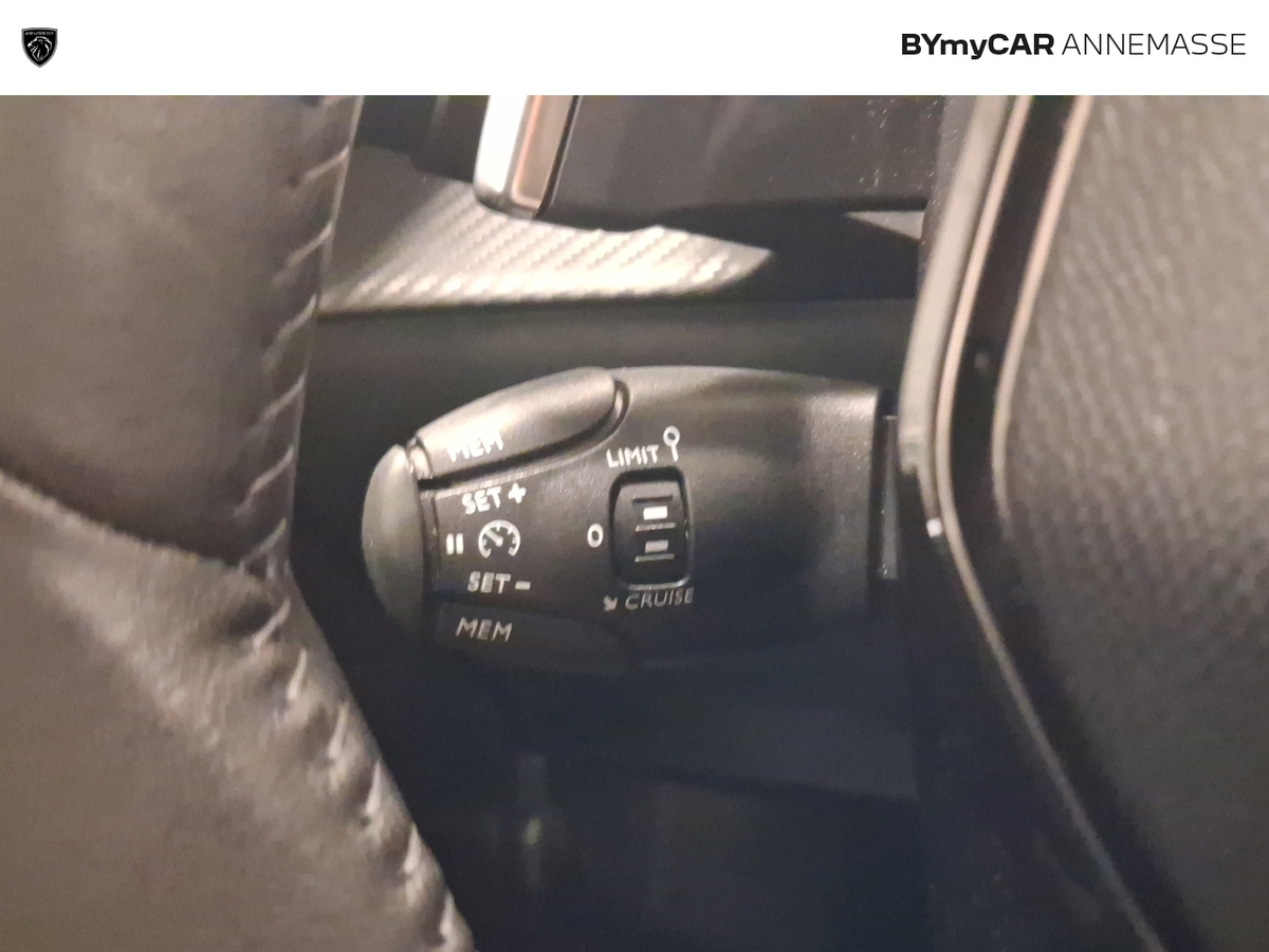 Peugeot 208 Hybrid 110 ch e-DCS6 — photo 30