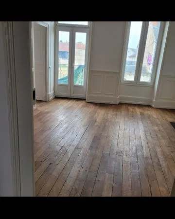 À louer F 3 centre ville la charité sur loire