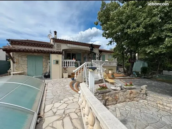 Maison individuelle 2 Park ,piscine