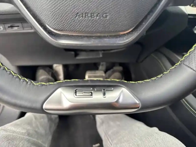 Peugeot 408 phev 225 e-eat8 — photo 22