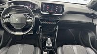 Peugeot 2008 1.2 PureTech 130ch S&S GT EAT8 — photo 8
