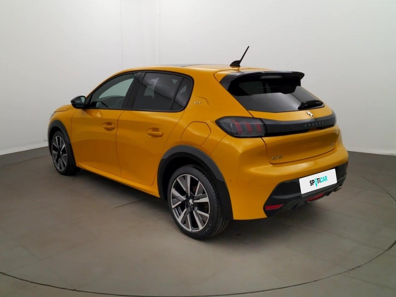 Peugeot 208 puretech 100 s&s eat8 gt — photo 3
