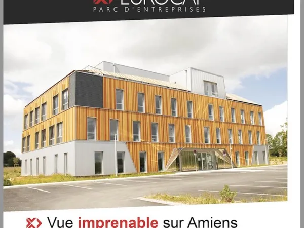 Bureau et espace de travail Location Amiens  147m² 2256€