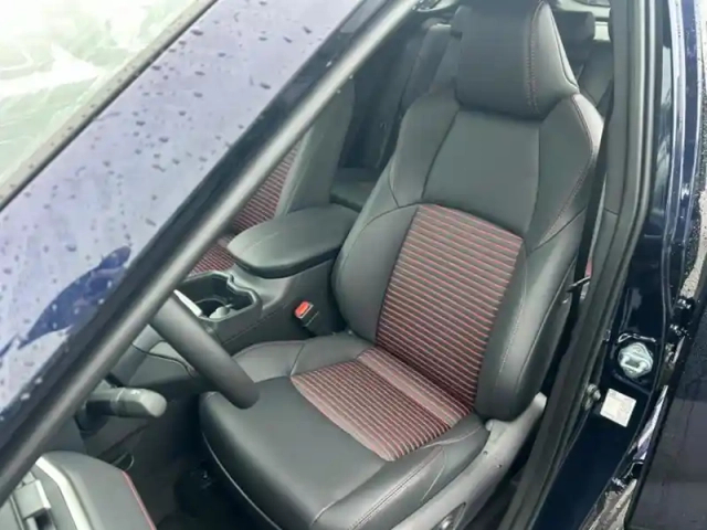 Toyota Rav4 hybride phev 306h awd design business my25 — photo 12