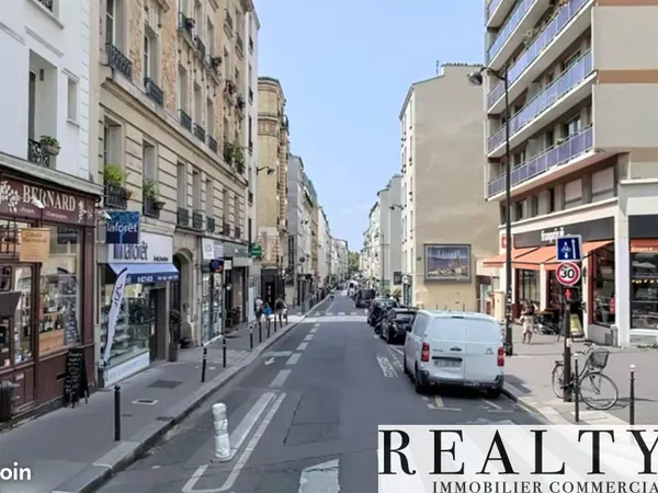 Local commercial 494 m²