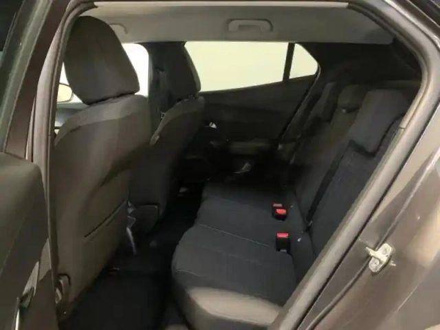 Peugeot 2008 1.2 130 style camera carplay clim auto — photo 11