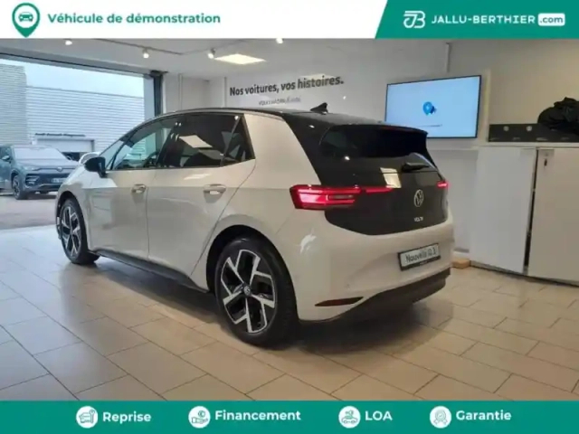 Volkswagen Id.3 204ch pro 59 kwh life max — photo 3