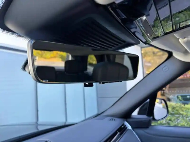 Land Rover Range Rover swb p460e phev awd — photo 19