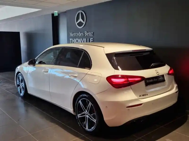 Mercedes Classe A 180 d progressive line — photo 27