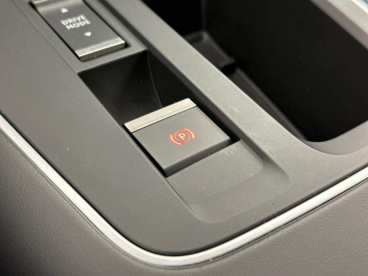 Citroën C5 Aircross hybride rechargeable 225 e-eat8 shine pack — photo 36