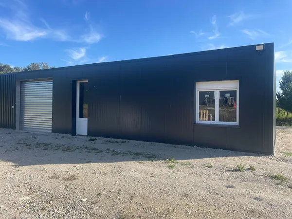 Stockage Vente Saint-Jean-Brévelay  30m² 261250€