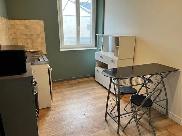 Studio 1 pièce 28 m²