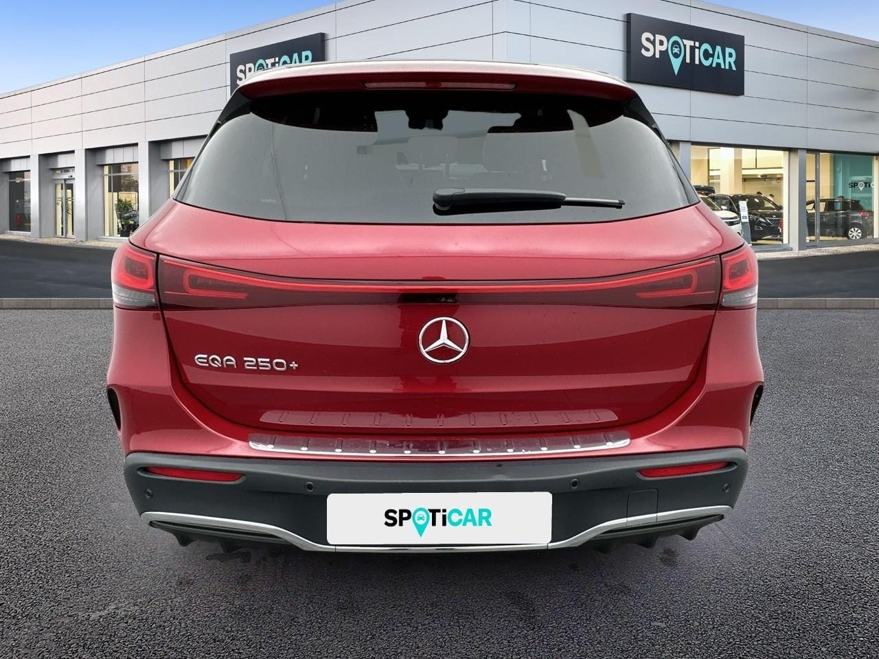 Mercedes Eqa 250+ amg line — photo 5