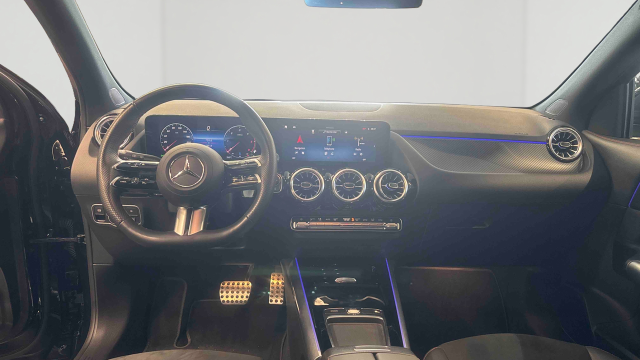Mercedes GLA 200 d 8G-DCT — photo 9