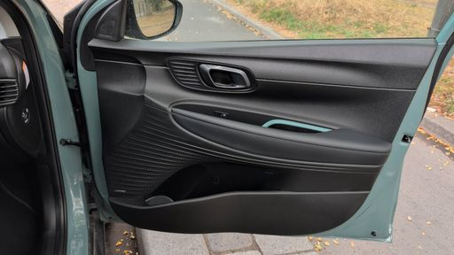 Hyundai Bayon 1.0 T-GDi 100 Hybrid 48V DCT - Intuitive – 2023 – 13290 km – Hybride essence – Boîte Automatique — photo 28