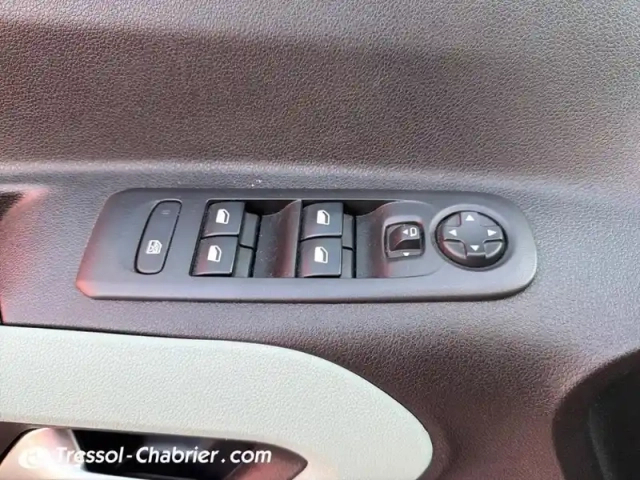 Citroën Berlingo 7 places — photo 20