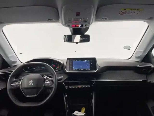 Peugeot 208 electrique 50 kwh 136 — photo 94