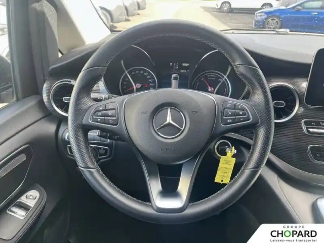 Mercedes Classe V eqv 300 extra long 204 ch — photo 74