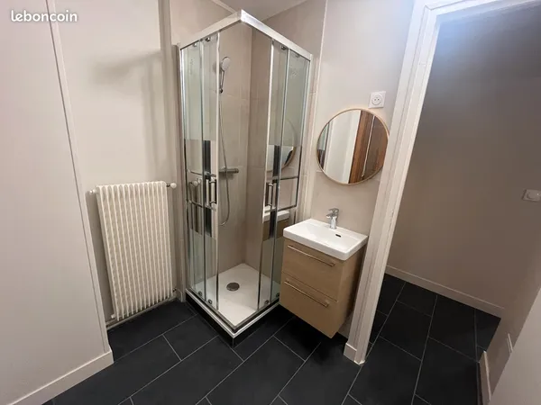 Bel appartement meublé rénové