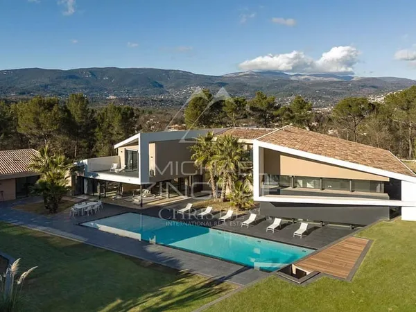 Villa 10 pièces 520 m²