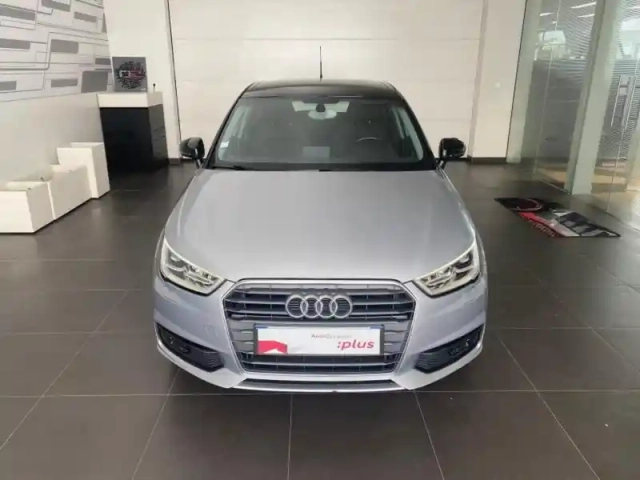 Audi A1 sportback 1.0 tfsi 95ch ultra metropolitan s tronic 7 — photo 2