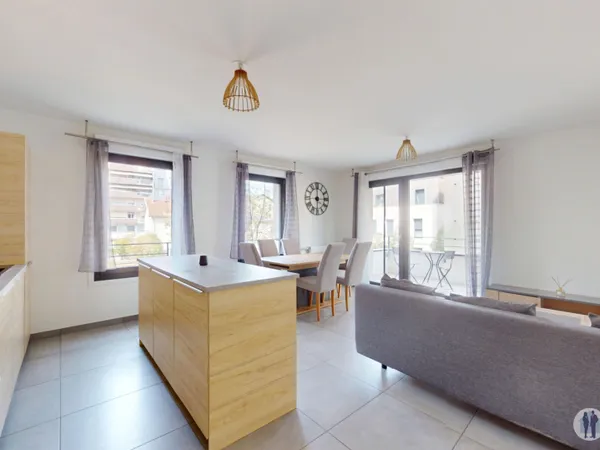 Appartement Grenoble T3 65m2 terrasse + garage