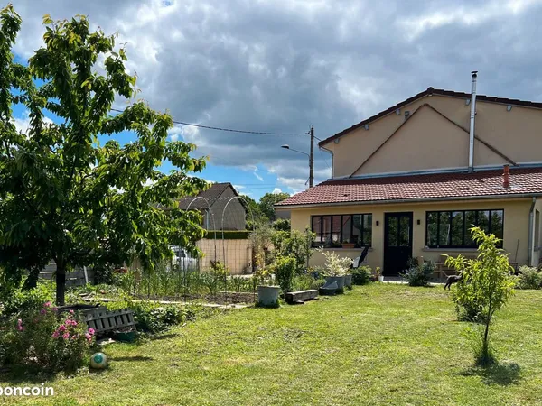 À vendre - Belle maison familiale de 160 m² à Chassignol (03)