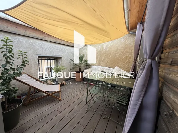 Appartement T4 avec terrasse