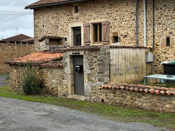 MAISON individuelle de village