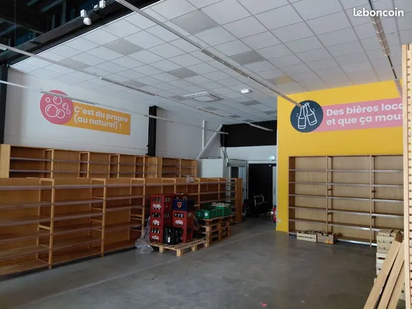 Local commercial 173m2 excellente visibilité et accessibilité - idéal commerce de bouche ou professi