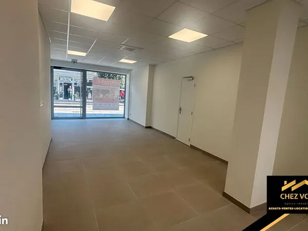 Local commercial 67 m² VALENCIENNES
