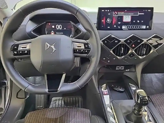 Ds Ds 3 puretech 100 bvm6 — photo 18