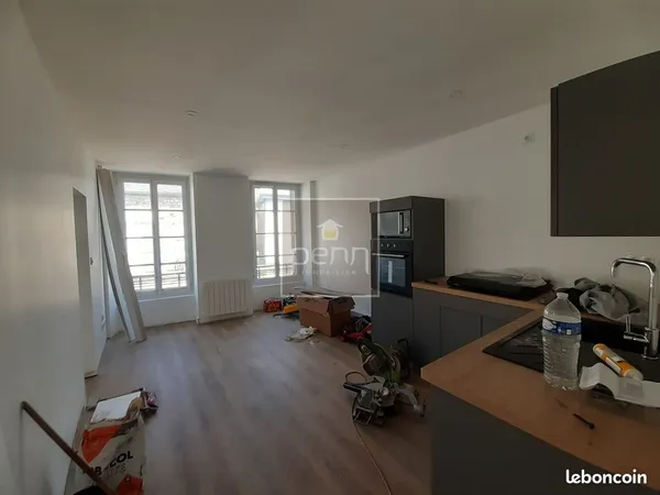 Studio 1 pièce 26 m²