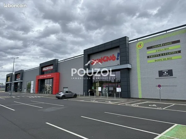Local commercial 1238 m² CLERMONT-FERRAND