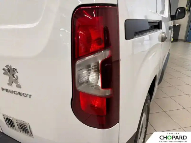 Peugeot Partner fourgon standard 650 kg bluehdi 130 s&amp;s bvm6 — photo 25