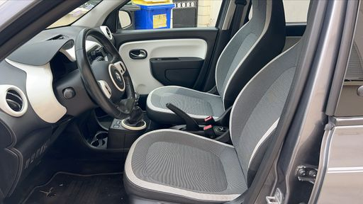 Renault Twingo 0.9 TCe 90 - Limited – 2017 – 75596 km – Essence – Boîte Manuelle — photo 30