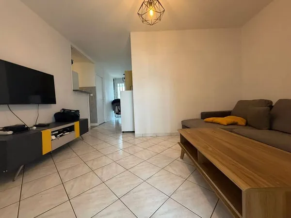 Appartement 6 pièces 100 m²