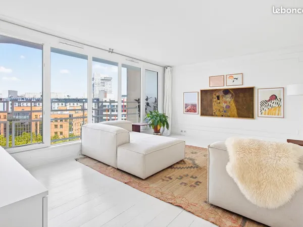 Nanterre Préfecture / La Défense - 2 pièces 54 m² - 10e étage - Vue dégagée - Calme