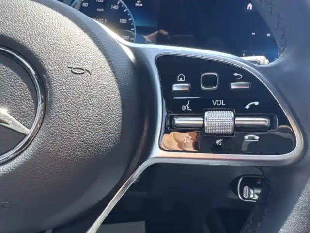 Mercedes Gla 250 e progressive line — photo 17