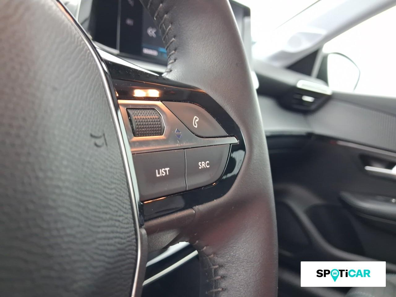 Peugeot 208 1.2 puretech 100ch s&s allure — photo 16