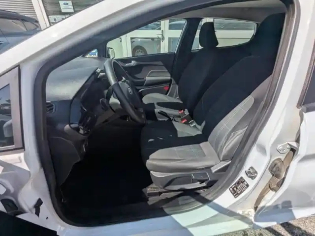 Ford Fiesta 1.1 75ch cool &amp; connect 5p — photo 14