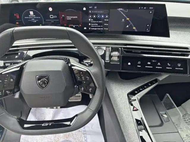 Peugeot 5008 gt hybrid 145ch e-dcs6 — photo 18