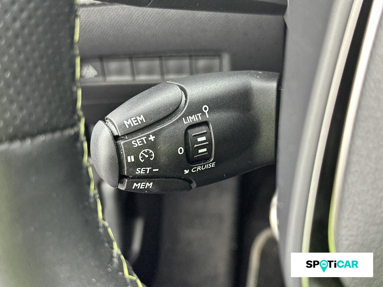 Peugeot 2008 1.2 puretech 130ch s&s gt — photo 18